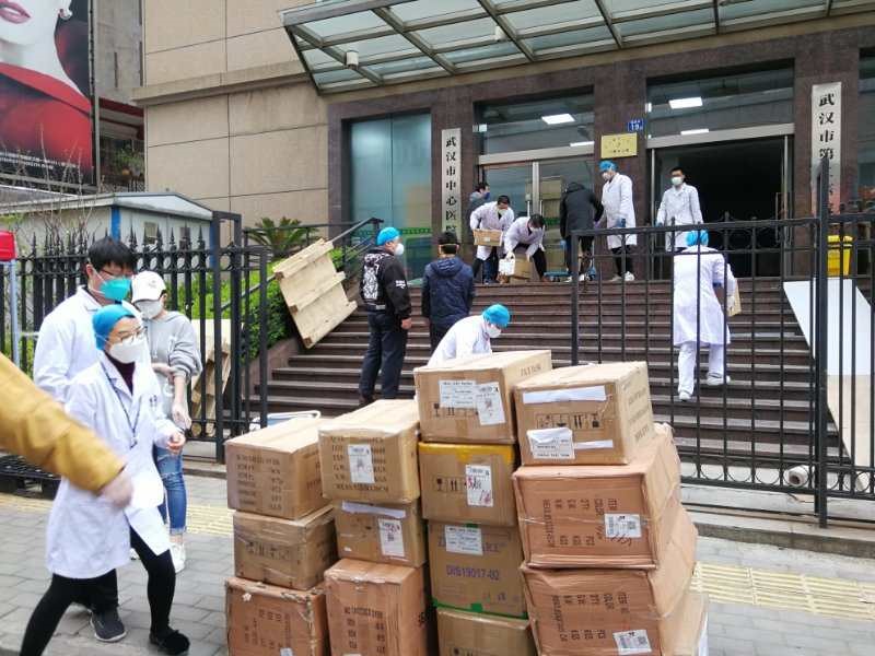 特斯联“火雷行动”携手中飞租赁支援武汉一线医院(图2)